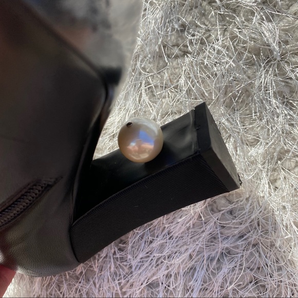 CHANEL OPEN TOE HEELS WITH PEARLS - Picture 10 of 12